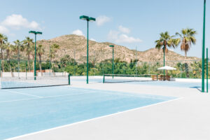 picture of a tennis court